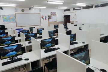 מעבדת מחשבים בביה"ס ע"ש גוטווירט – לראות, להתרשם ולהתרגש!