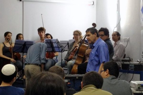 סדנת מוזיקה בבית הספר התיכון גוטווירט
